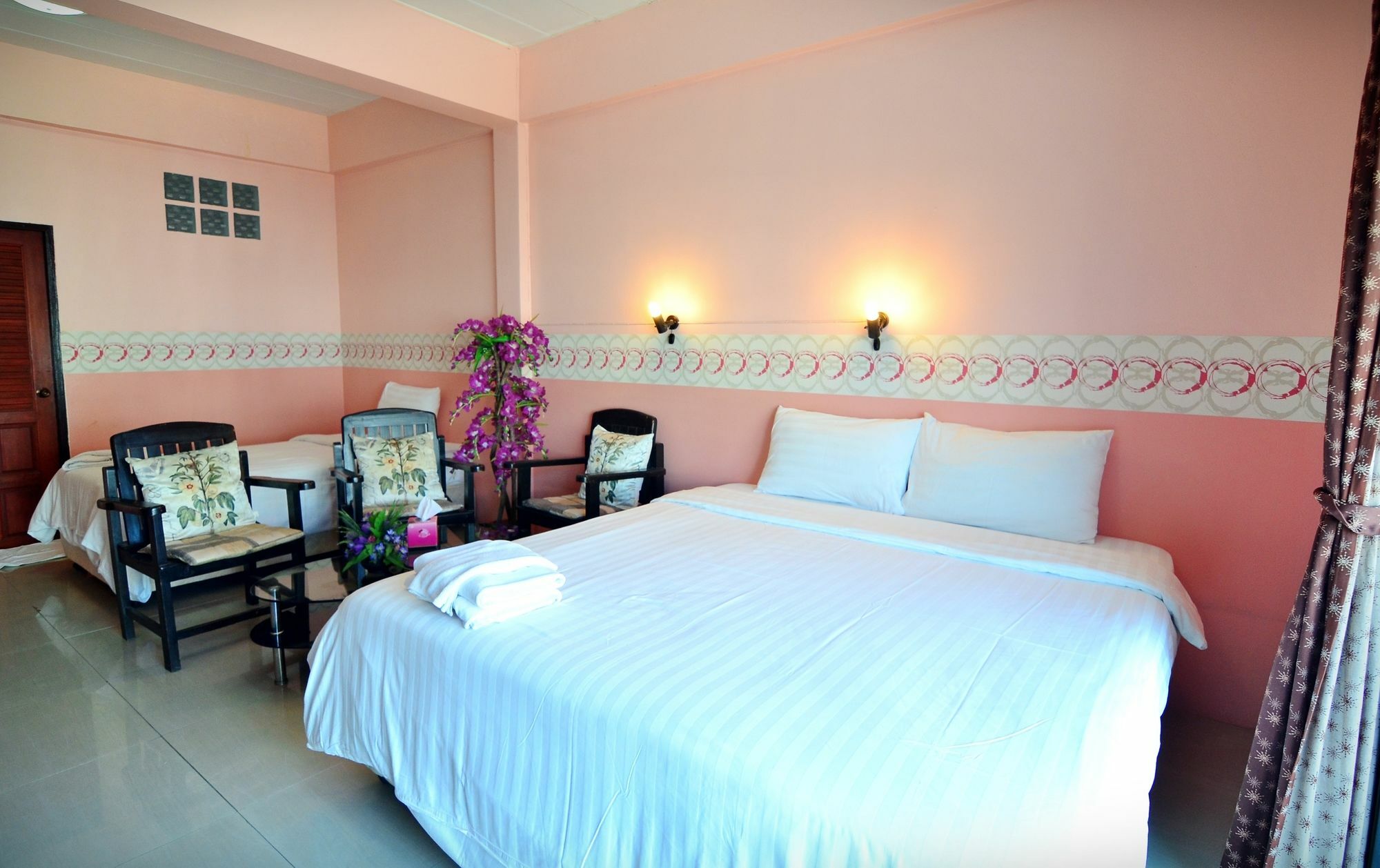 Hotel The Famous House - Jomtien Exterior foto